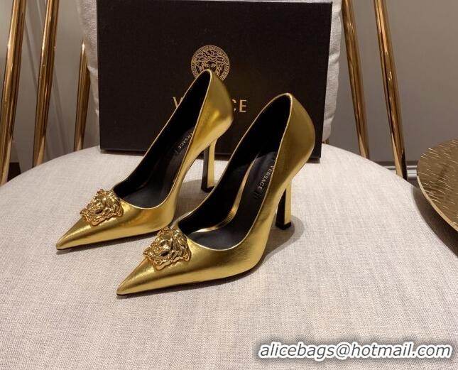 Duplicate Versace Glazed Leather Pumps 11cm Gold 031942