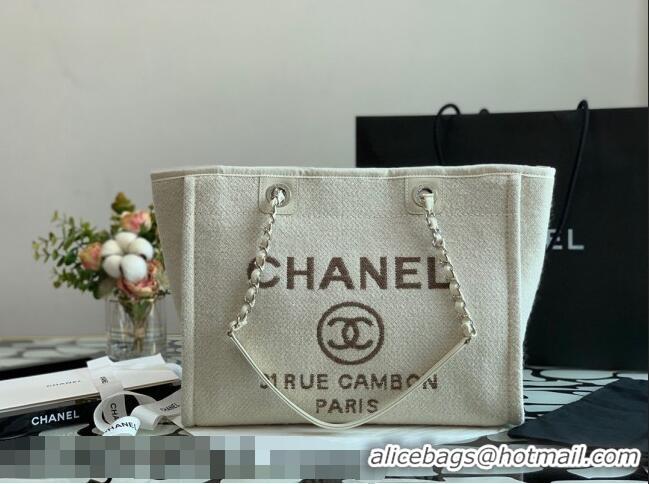 Shop Grade Chanel Deauville Mixed Fibers Medium Shopping Bag A67001 White 2021