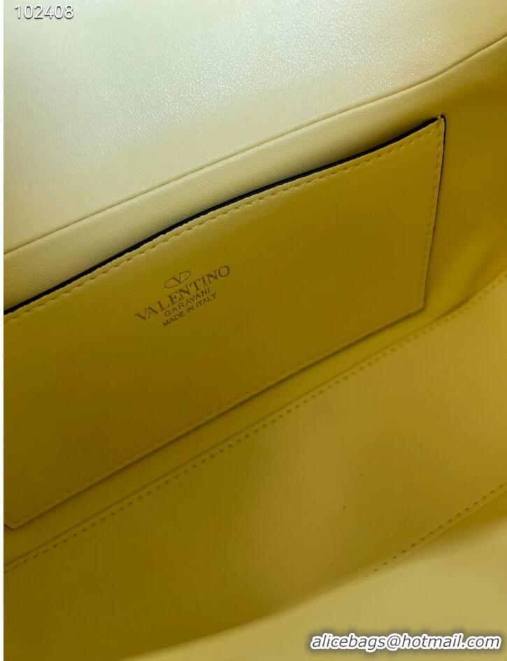 Top Quality VALENTINO GARAVANI Loco Calf leather bag V2028 Yellow