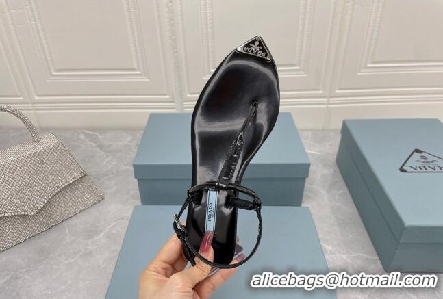 Durable Prada Patent Leather Flat Thong Sandals Black 042731