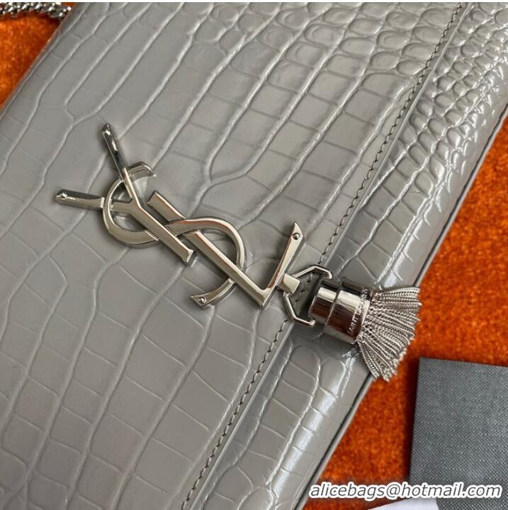 Classic Yves Saint Laurent KATE CHAIN WALLET WITH TASSEL IN CROCODILE-EMBOSSED SHINY LEATHER 452159B GRAY