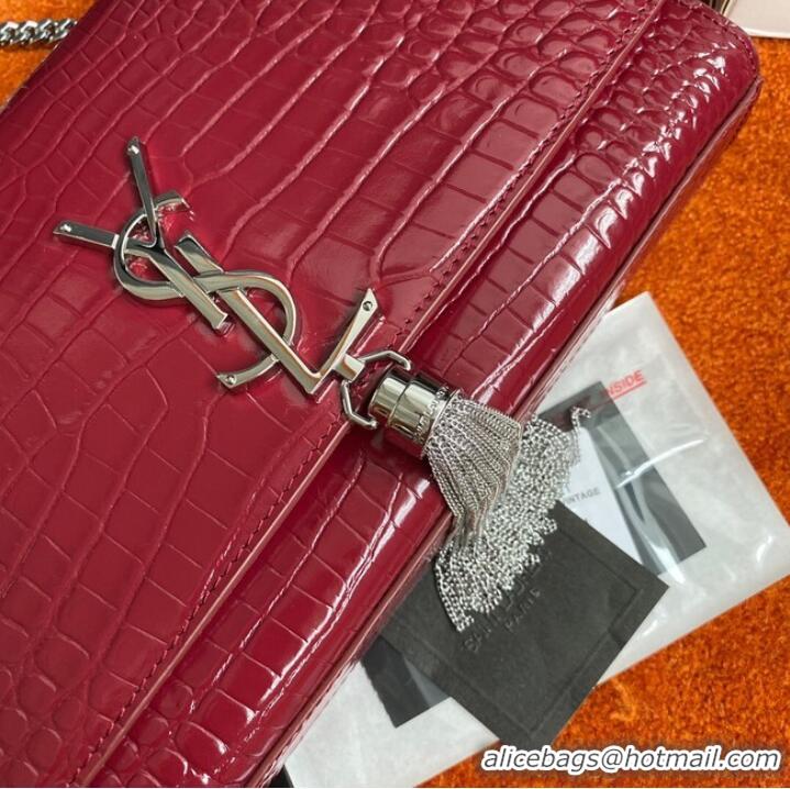 Low Cost Yves Saint Laurent KATE CHAIN WALLET WITH TASSEL IN CROCODILE-EMBOSSED SHINY LEATHER 452159 Burgundy