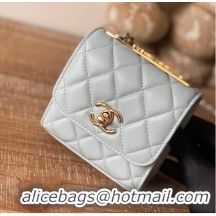 Discount Chanel mini Shoulder Bag Lambskin & Gold-Tone Metal 88631 sky blue