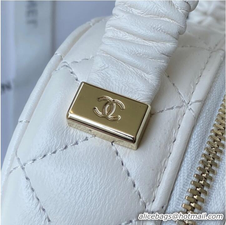 Famous Brand Chanel lambskin top handle bag AP27301 white