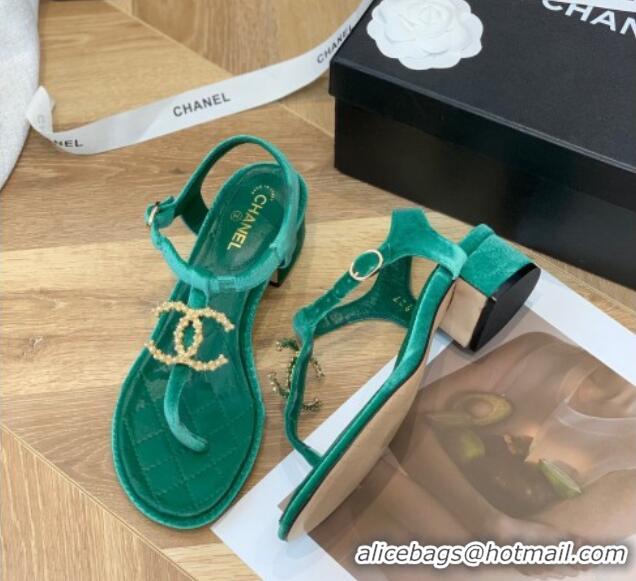 Fashion Chanel Leather CC Charm Flat Thong Sandals Green 0421112