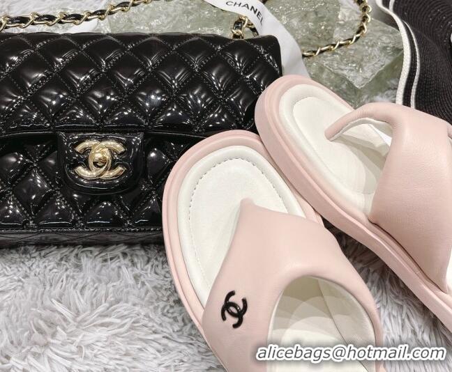 Stylish Chanel Lambskin Flat Thong Sandals Pink 0426100