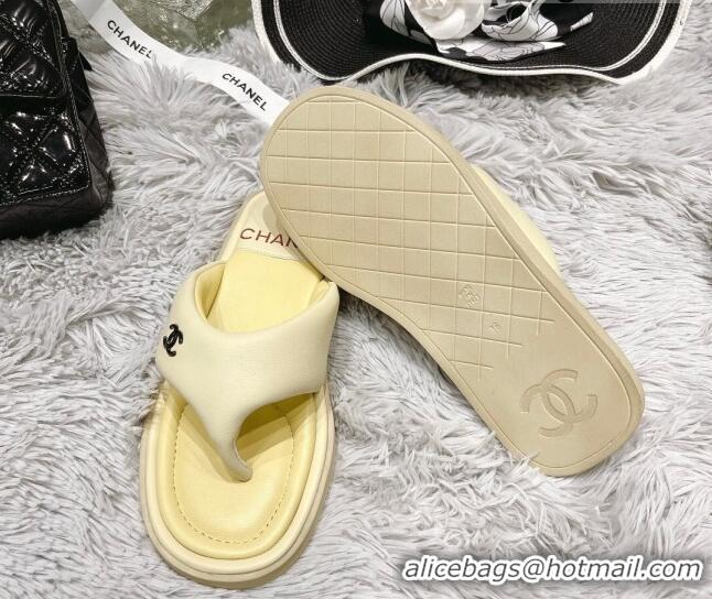 Pretty Style Chanel Lambskin Flat Thong Sandals Yellow 0426101