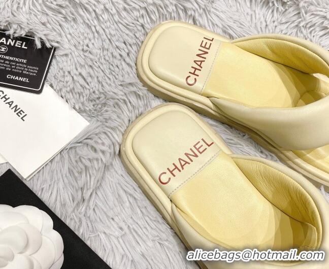 Pretty Style Chanel Lambskin Flat Thong Sandals Yellow 0426101