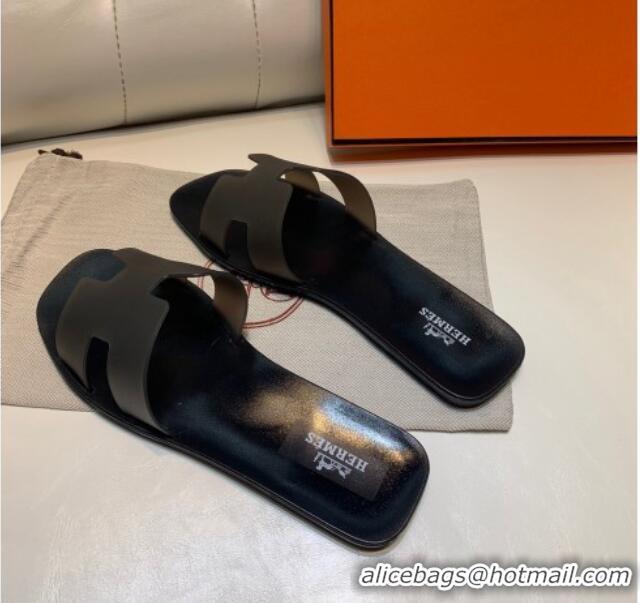 Purchase Hermes PVC Classic Flat Slide Sandals Black 0422125