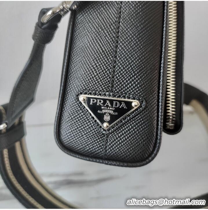 Famous Brand Prada Re-Edition 2005 Saffiano leather bag 2HD052 black