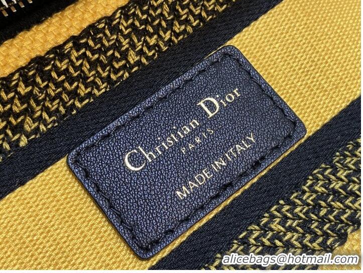 Buy Discount Dior MEDIUM LADY D-LITE BAG Embroidered C0420 yellow