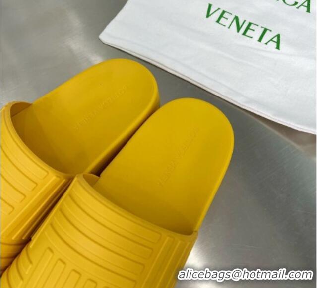 Best Price Bottega Veneta Rubber Slider Flat Slide Sandals Yellow 2051933