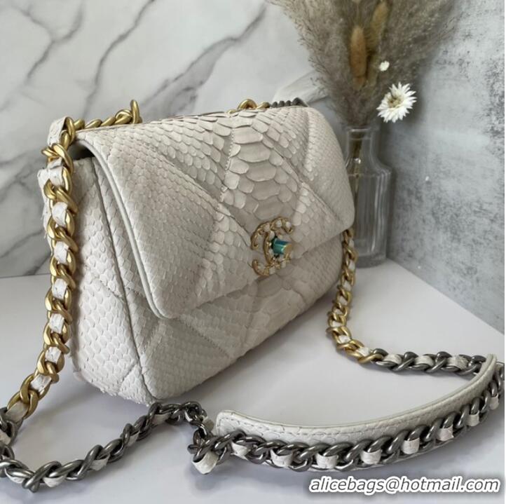 Luxury Discount CHANEL 19 Flap Bag Original Snake skin flap bag AS1160 Cream