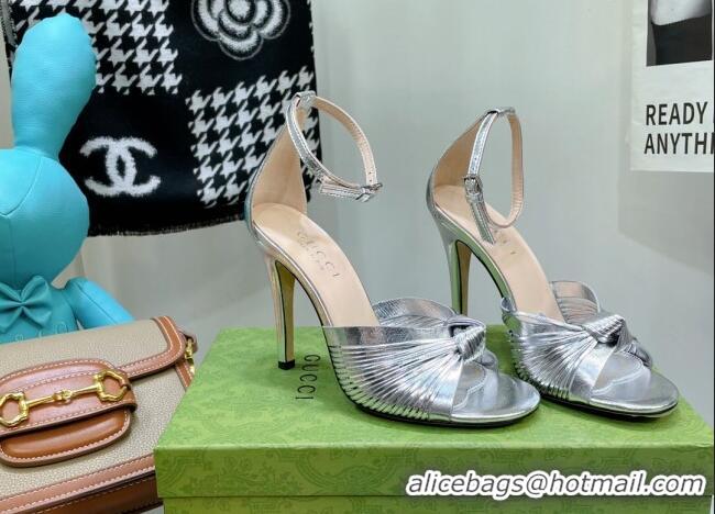 Stylish Gucci Glazed Leather Sandals 10.5cm Silver 052301