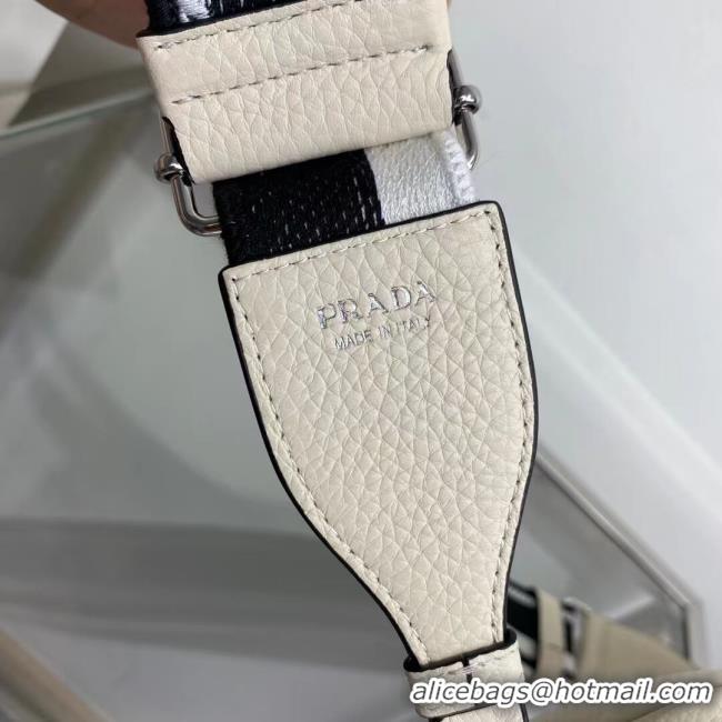 Fashion Prada Leather bag with shoulder strap 1BH082 White