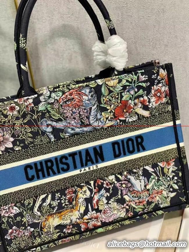 Sumptuous SMALL DIOR BOOK TOTE Embroidery C1287-29 black