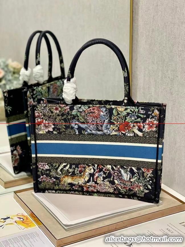 Sumptuous SMALL DIOR BOOK TOTE Embroidery C1287-29 black