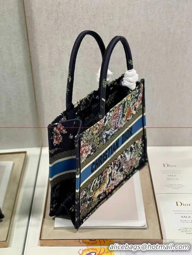 Sumptuous SMALL DIOR BOOK TOTE Embroidery C1287-29 black