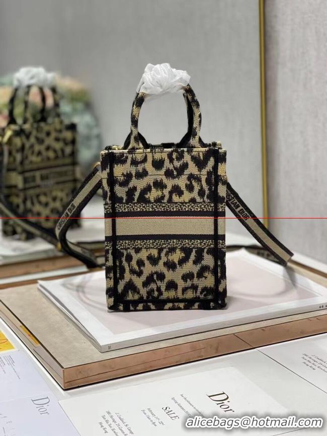 Stylish DIOR SMALL BOBBY BAG Embroidery C9002-1