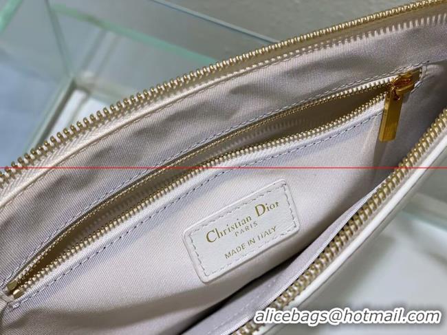 Perfect Dior Calfskin Cluth Bag C9181 white