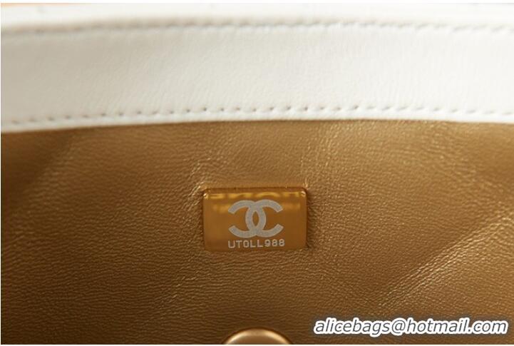 Pretty Style Chanel lambskin Shoulder Bag AS3241 white