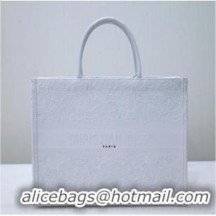 Luxury Cheap DIOR BOOK TOTE Embroidery C1286-33 white