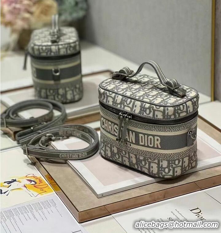 Good Product DIOR DIORTRAVEL VANITY CASE Dior Oblique Embroidery C9088 grey