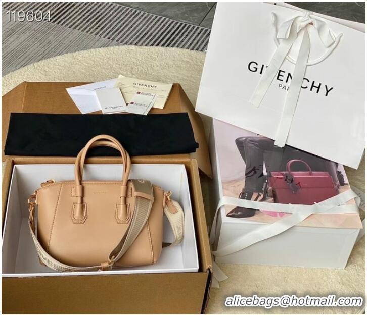 Crafted Givenchy Grained Original Calfskin Small Antigona Bag BB0273 Nude