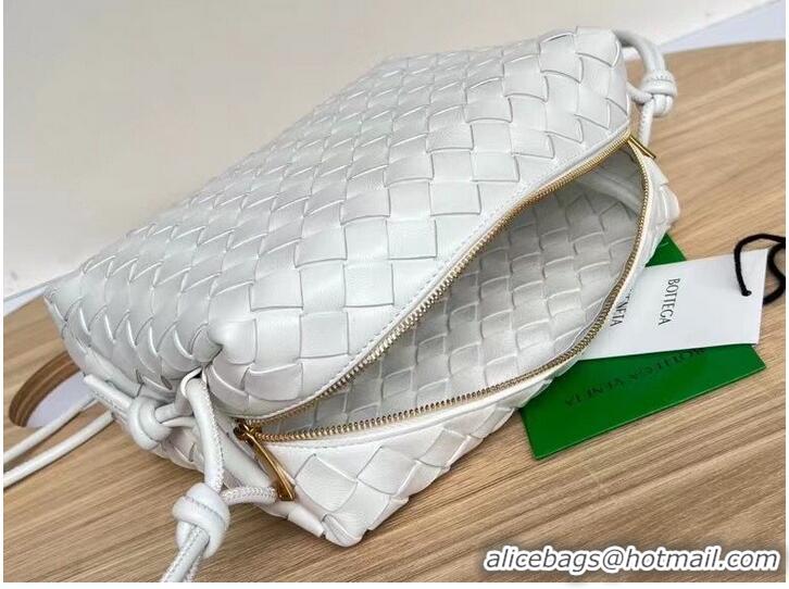 Pretty Style Bottega Veneta Medium intrecciato leather cross-body bag 680256 White