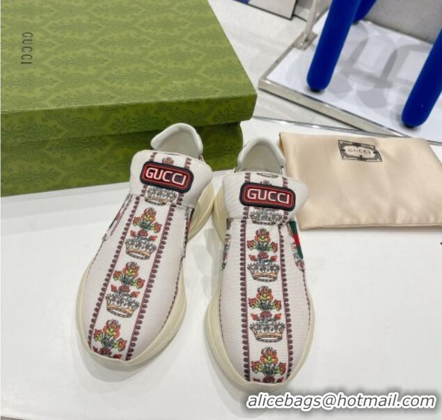 Sophisticated Gucci 100 Canvas Slip-on Sneakers White 2052613