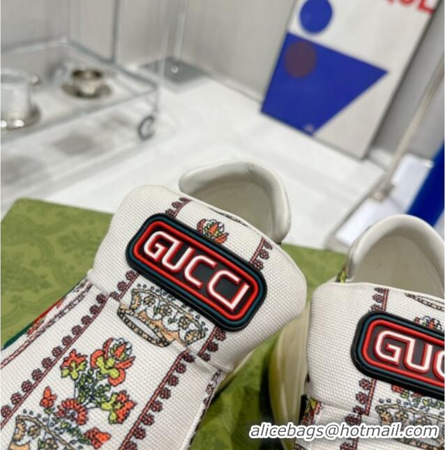 Sophisticated Gucci 100 Canvas Slip-on Sneakers White 2052613