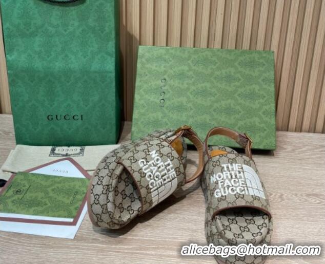 Feminine Gucci GG Canvas Platform Sandals 5.5cm with Buckle Back Strap Beige 062211