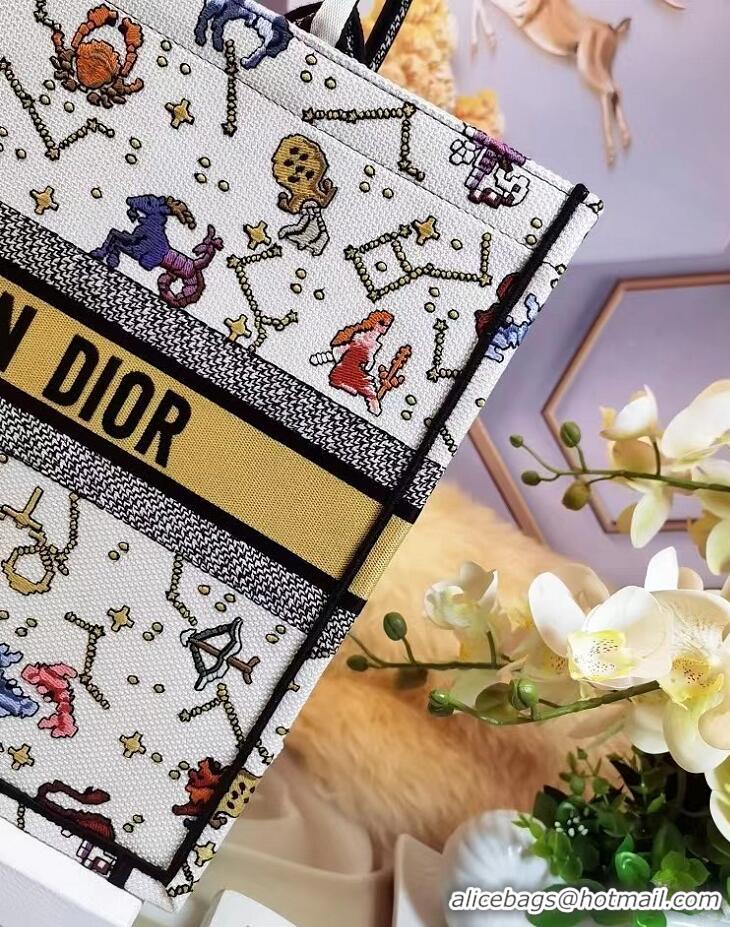 ​New Fashion Dior Book Tote Bag Embroidery M942 White 2022