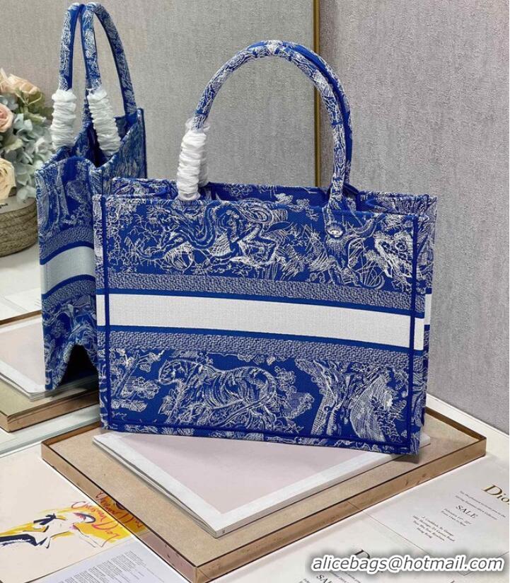 Super Quality MEDIUM DIOR BOOK TOTE Fluorescent Blue Toile de Jouy Reverse Embroidery M1296ZROC