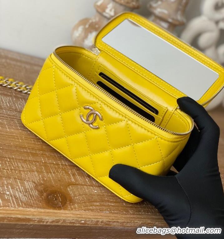 Wholesale Grade Chanel mini Shoulder Bag Lambskin & Gold-Tone Metal 81208 yellow