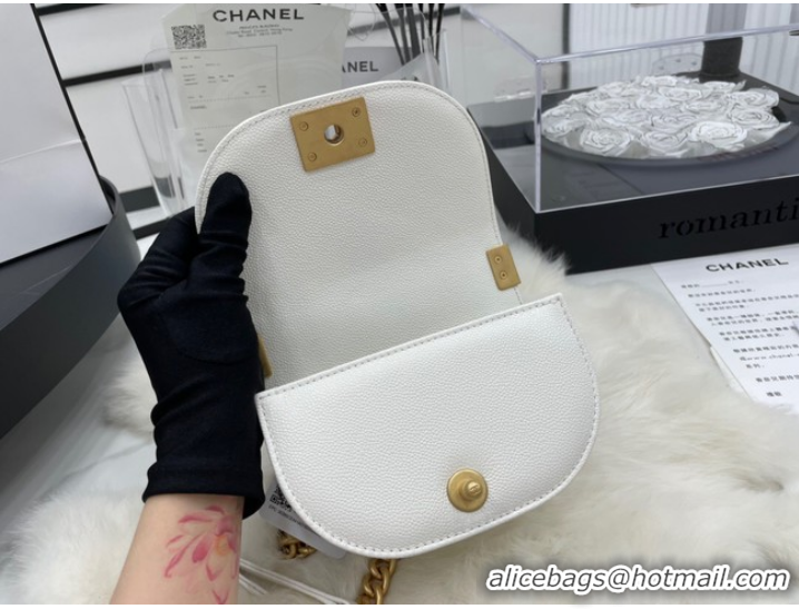 Traditional Specials CHANEL MESSENGER BAG MINI BOY AS3315 white