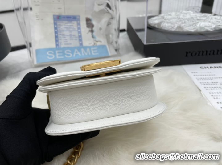 Traditional Specials CHANEL MESSENGER BAG MINI BOY AS3315 white