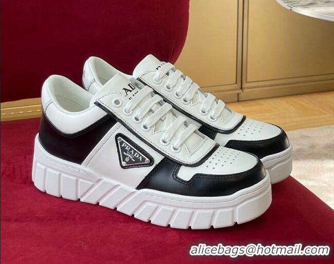 Sophisticated Prada Logo Leather Sneakers Black/White 070442