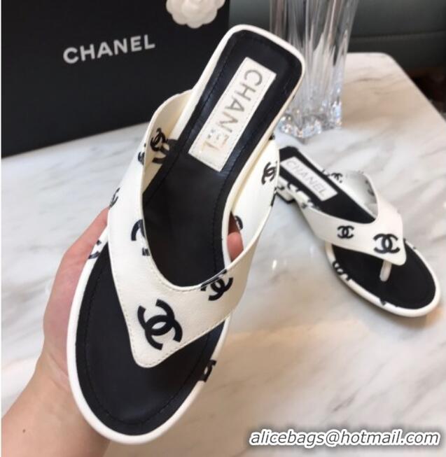 Pretty Style Chanel CC Printed Lambskin Thong Sandals G38978 White