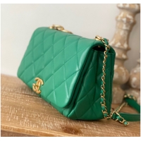 Good Product Chanel SMALL FLAP BAG Lambskin & Gold-Tone Metal AS3367 green