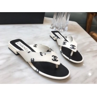 Pretty Style Chanel CC Printed Lambskin Thong Sandals G38978 White