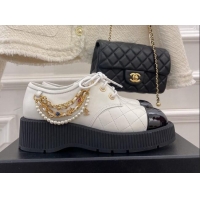 Durable Chanel Calfskin Chain Tassel Lace-ups White 052014