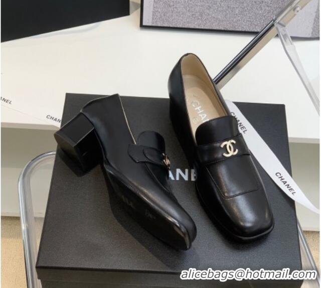 Sumptuous Chanel Leather Heel Loafers Black 060120