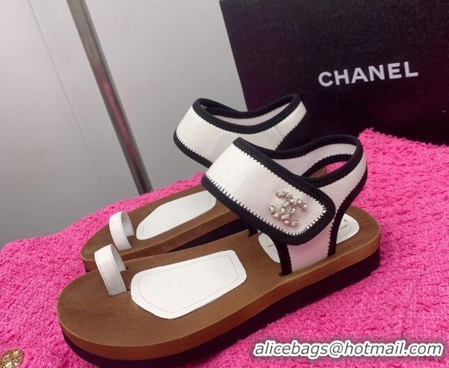 Discount Chanel Thong Flat Slide Sandals White 062065