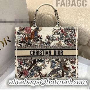 Pretty Style Dior Large Book Tote Bag in White Jardin d'Hiver Embroidery M941 2022