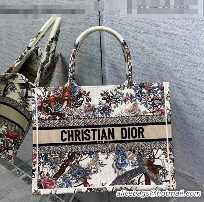 Well Crafted Dior Medium Book Tote Bag in White Jardin d'Hiver Embroidery M941 2022