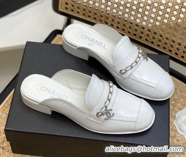 Top Design Chanel Lambskin Chain Flat Mules White 0620120