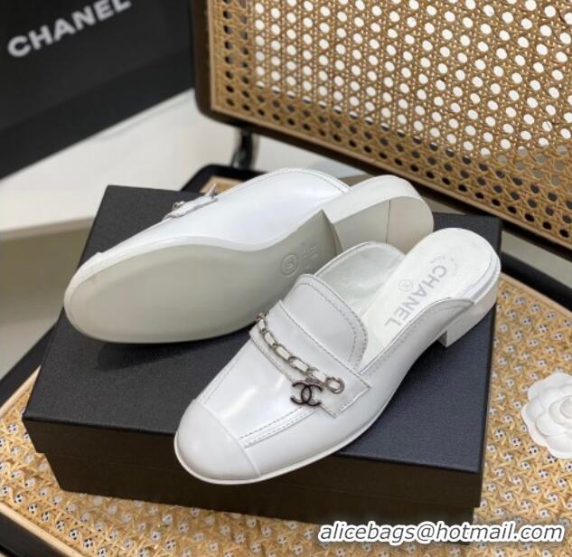 Top Design Chanel Lambskin Chain Flat Mules White 0620120