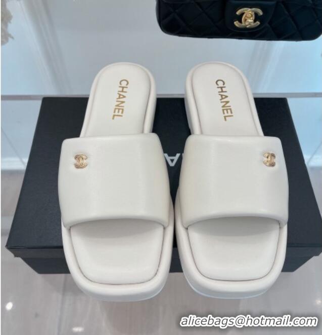 Top Grade Chanel Lambskin Flat Slide Sandals White 070110