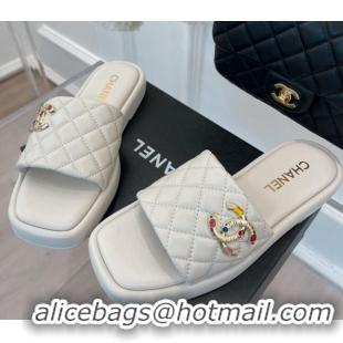 Shop Duplicate Chanel Stone CC Lambskin Flat Slide Sandals White 070113